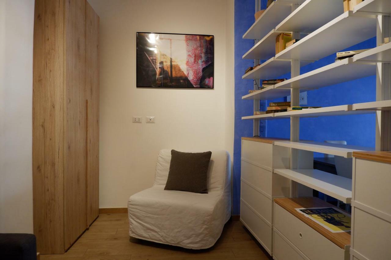 The Blue Strawberry House In San Giovanni Roma Luaran gambar